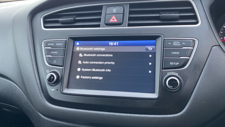 Hyundai i20 1.2 MPi SE 5dr Petrol Hatchback